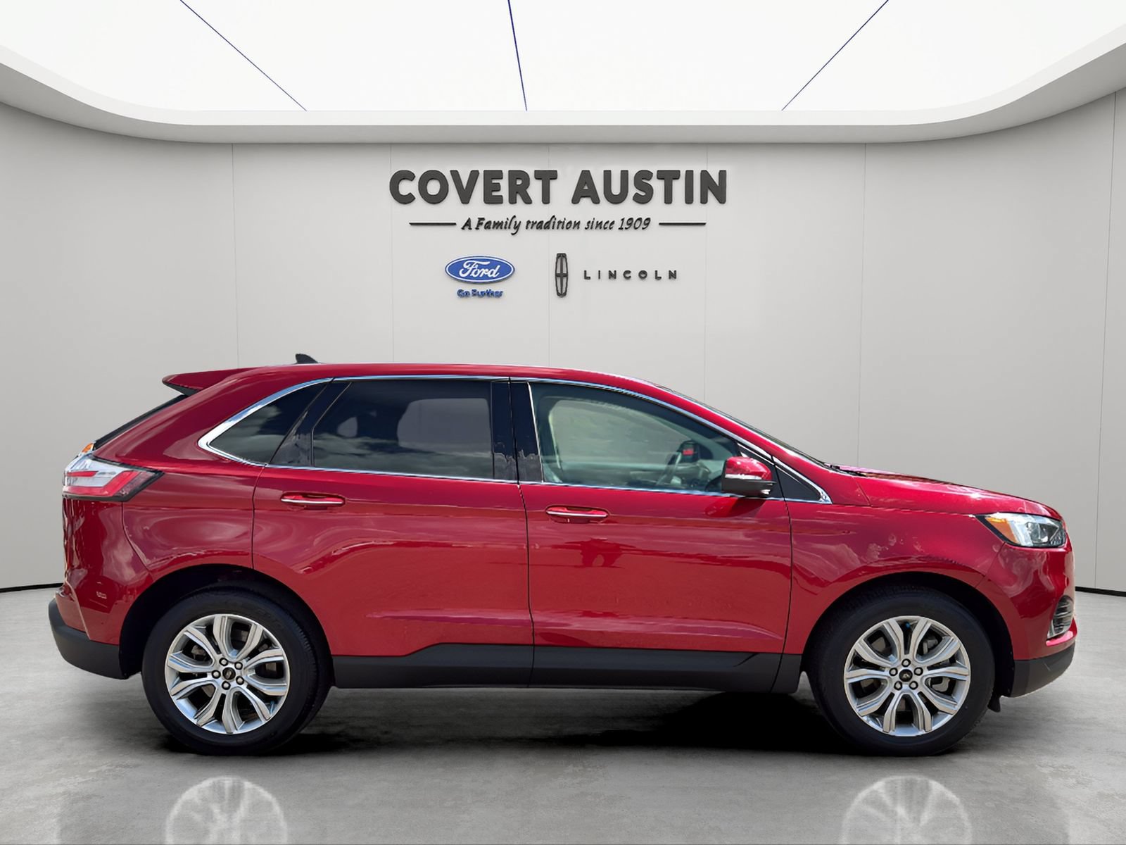 Certified 2023 Ford Edge Titanium AWD/4WD image 6