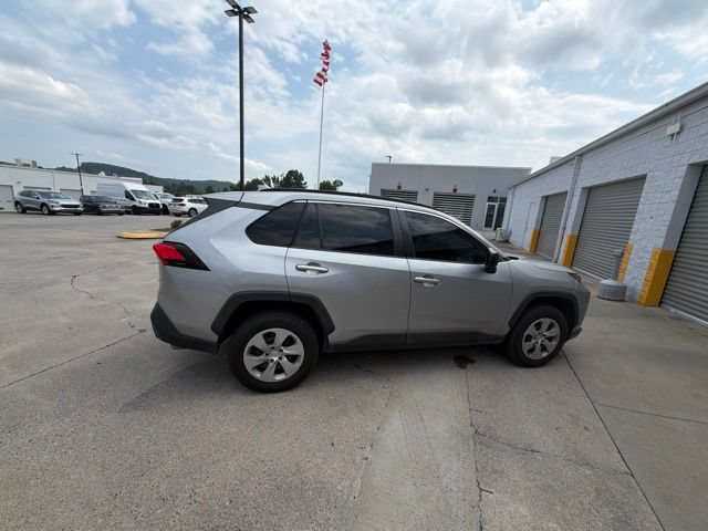 Used 2019 Toyota RAV4 LE w/ Carpet Mat Package FWD image 6