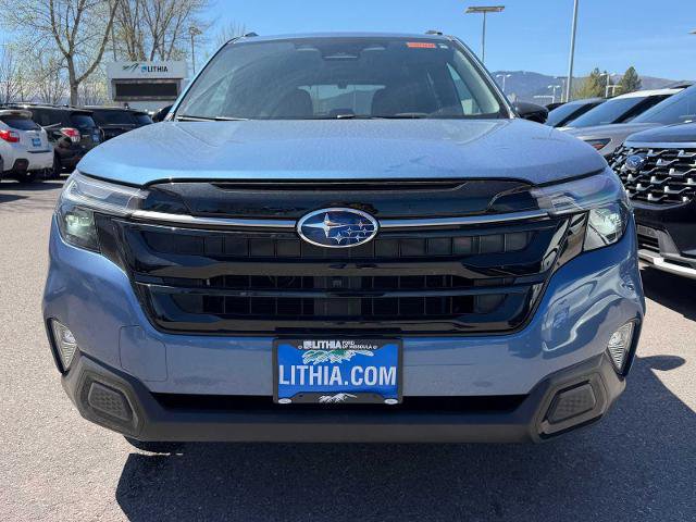 Used 2025 Subaru Forester Touring AWD/4WD image 2