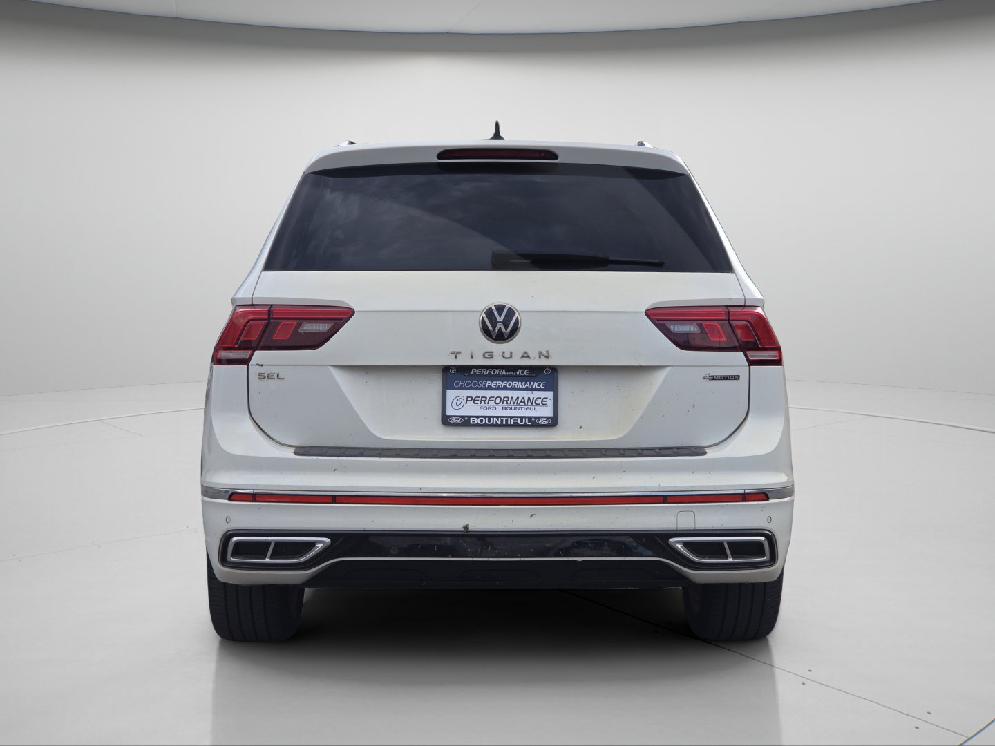 Used 2022 Volkswagen Tiguan SEL R-Line AWD/4WD image 24