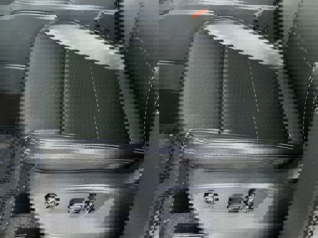 Used 2021 Volkswagen Atlas SE w/ Panoramic Sunroof Package image 30