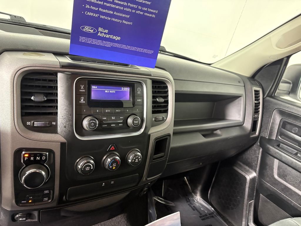 Used 2018 RAM 1500 Tradesman w/ Chrome Appearance Group AWD/4WD image 16