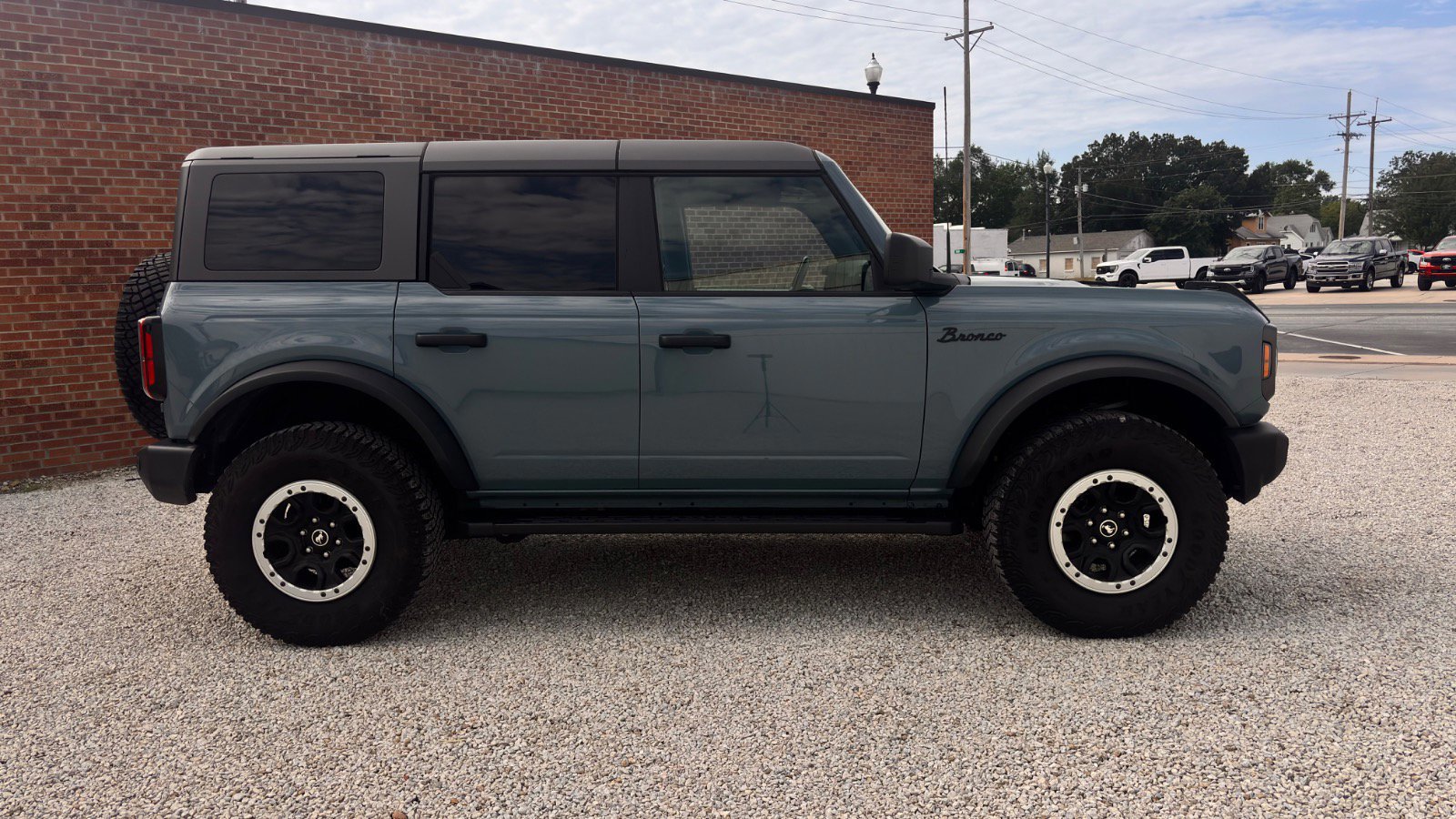 Certified 2023 Ford Bronco Big Bend w/ Sasquatch Package image 6