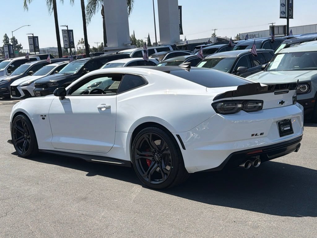 Used 2022 Chevrolet Camaro SS RWD image 8