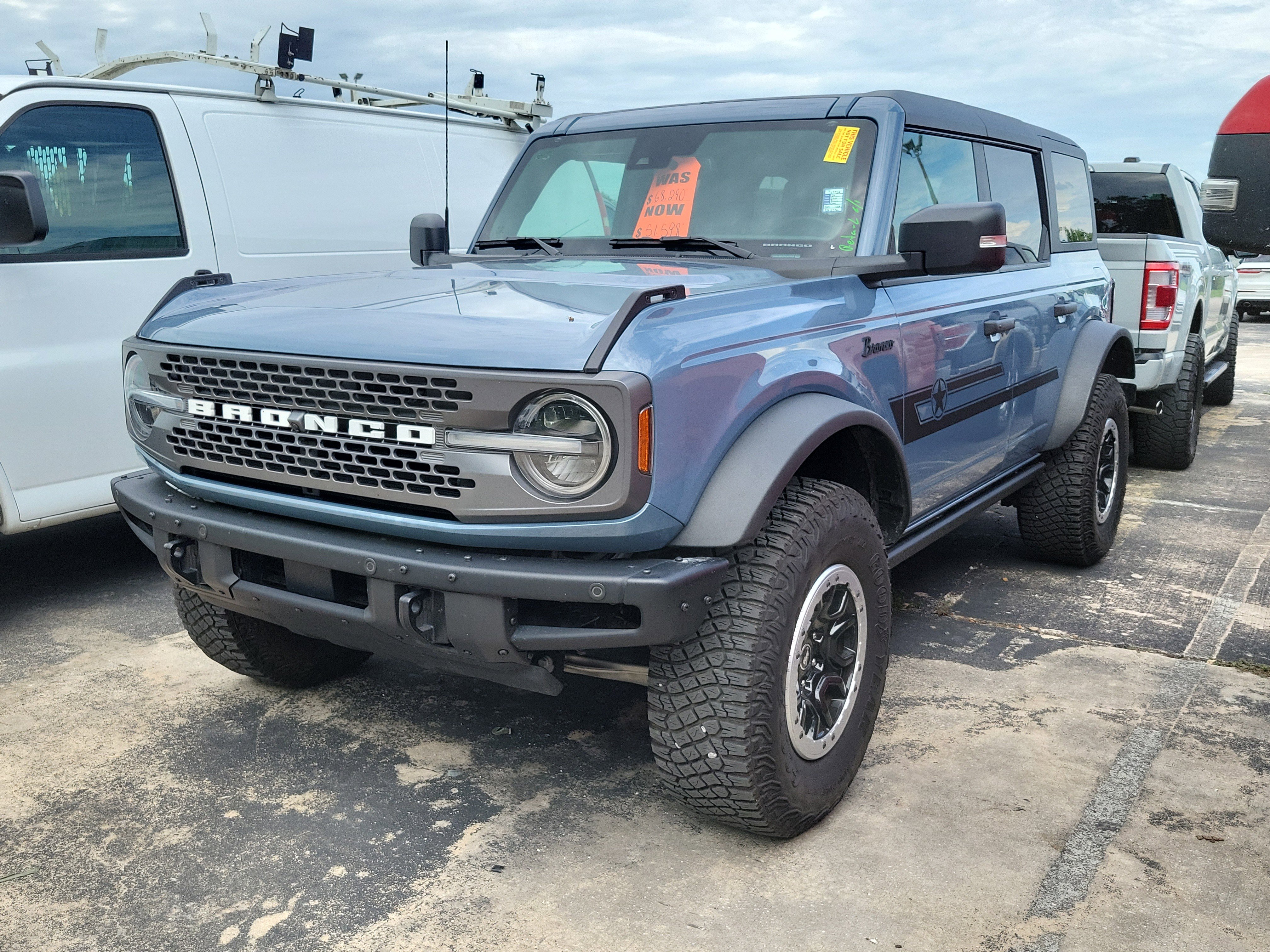 Certified 2024 Ford Bronco Badlands AWD/4WD image 3