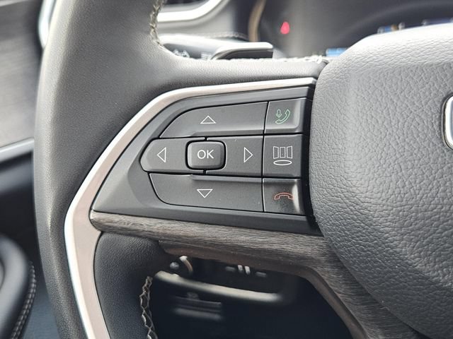 Used 2023 Jeep Grand Cherokee Limited AWD/4WD image 34