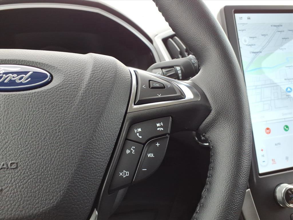 Certified 2024 Ford Edge SEL w/ Convenience Package image 17