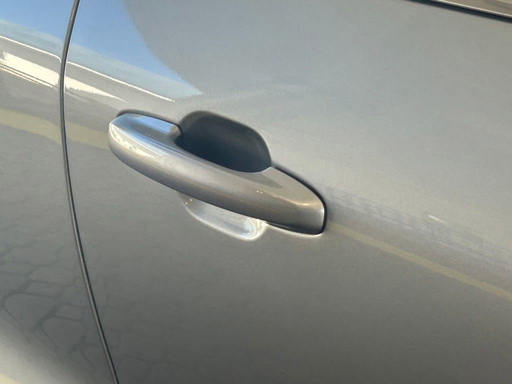 Certified 2024 Ford Escape SE w/ PHEV Premium Package image 22