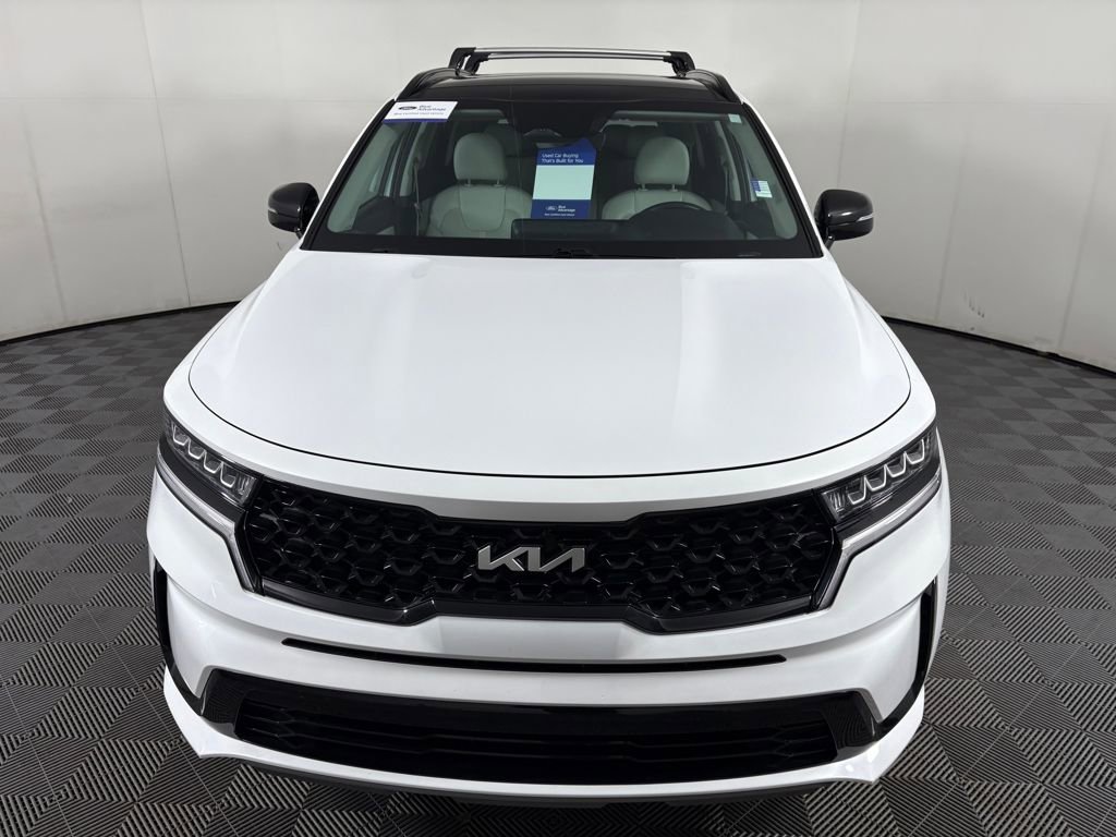 Used 2023 Kia Sorento S w/ Panoramic Sunroof Package image 2