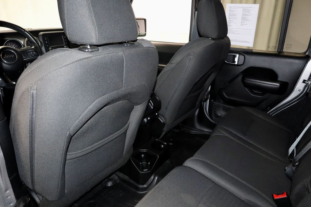 Used 2018 Jeep Wrangler Unlimited Sport S AWD/4WD image 19