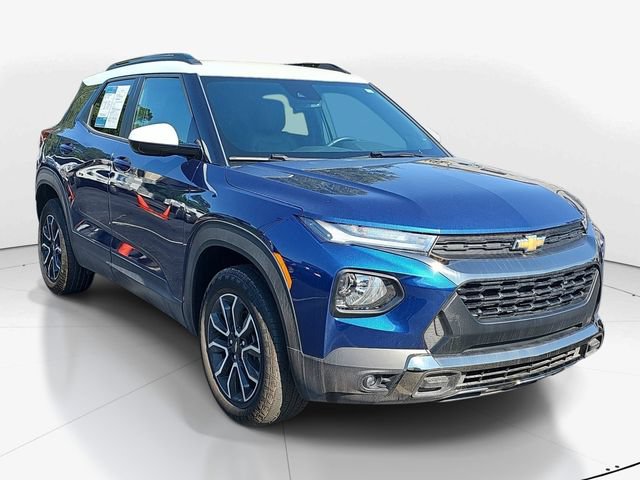 Used 2023 Chevrolet TrailBlazer ACTIV w/ Convenience Package AWD/4WD image 1