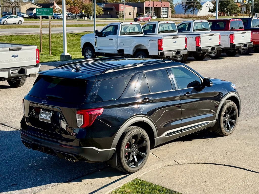 Certified 2020 Ford Explorer ST w/ ST Street Pack image 3