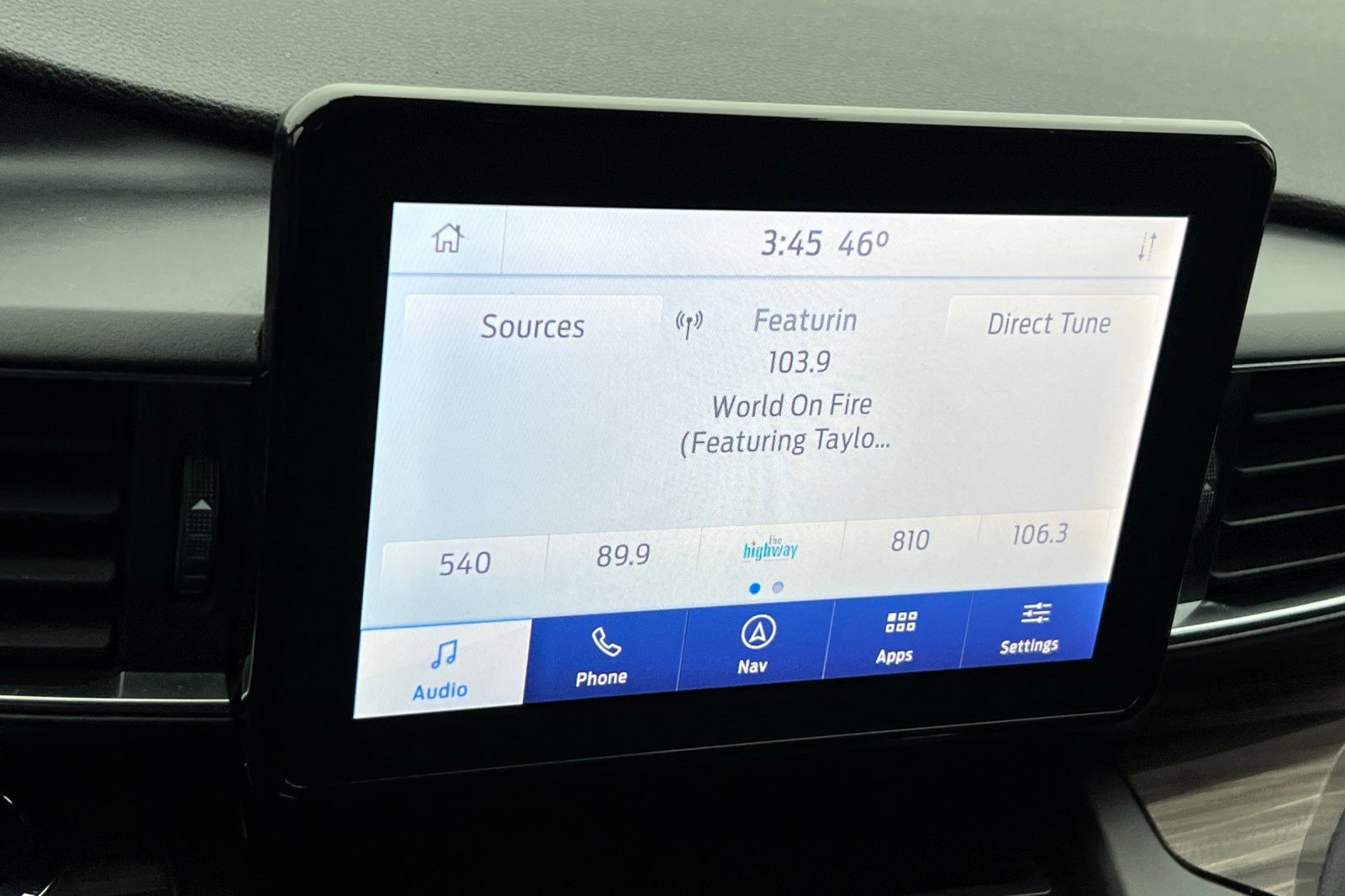 Certified 2020 Ford Explorer Limited w/ Class III Trailer Tow Package image 20