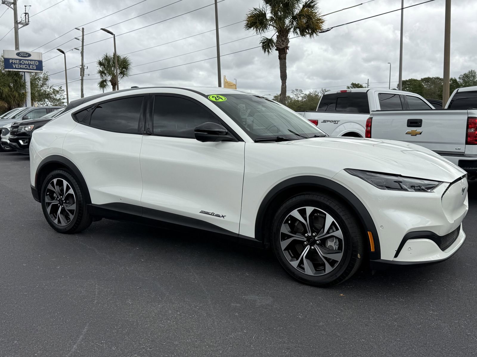 Certified 2024 Ford Mustang Mach-E Select w/ Comfort Package Lite image 2