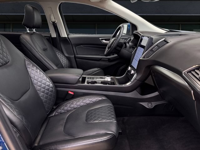 Certified 2023 Ford Edge Titanium w/ Equipment Group 301A AWD/4WD image 15