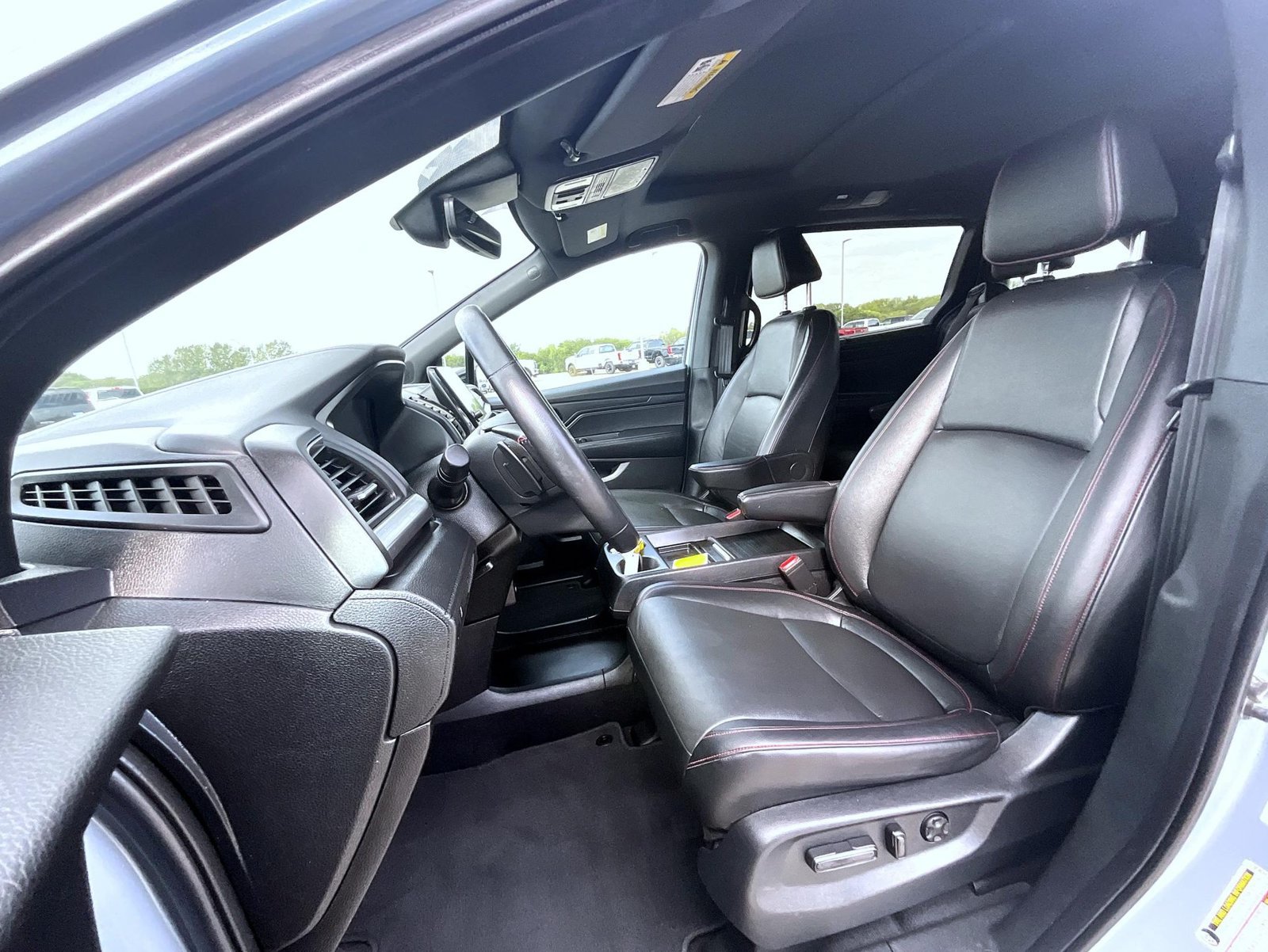 Used 2024 Honda Odyssey Sport image 10