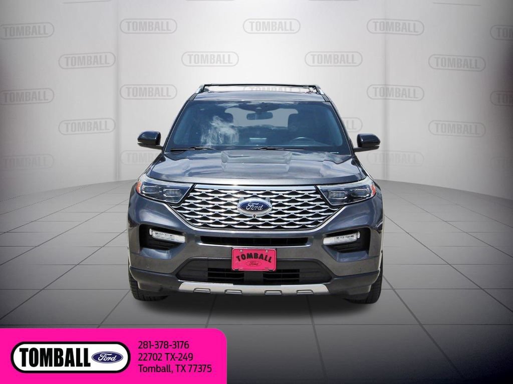 Certified 2020 Ford Explorer Platinum w/ Premium Technology Package AWD/4WD image 2
