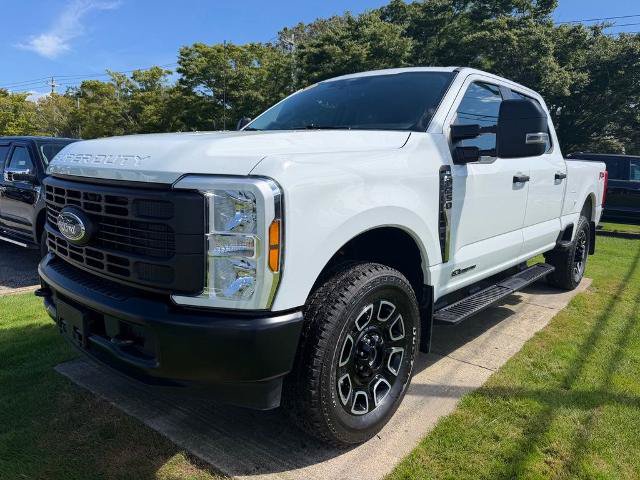 Certified 2025 Ford F250 XL w/ XL Off-Road Package AWD/4WD image 4