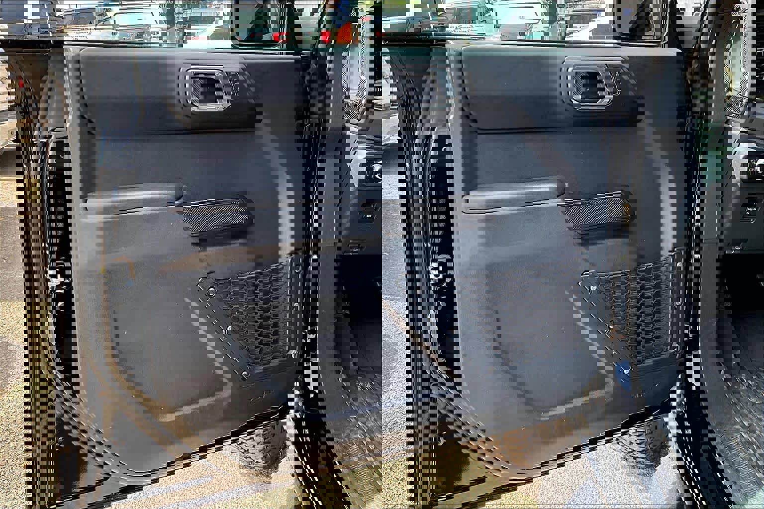 Certified 2025 Ford Bronco Badlands image 22