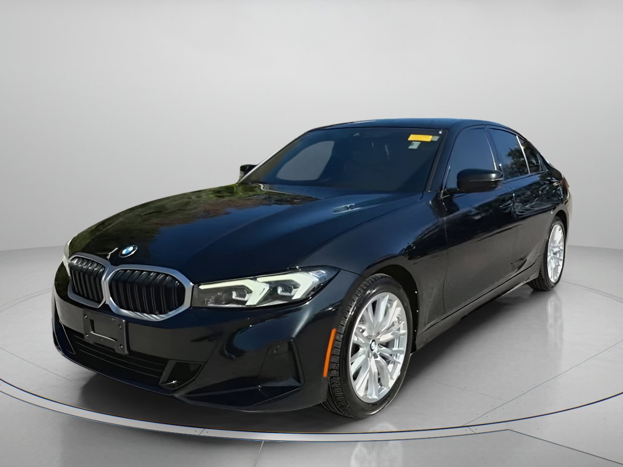 Used 2023 BMW 330i Sedan w/ Driving Assistance Package image 11