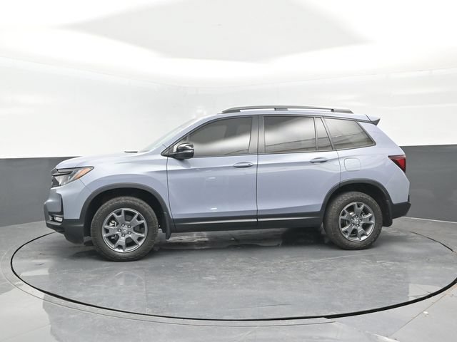 Used 2025 Honda Passport TrailSport image 4