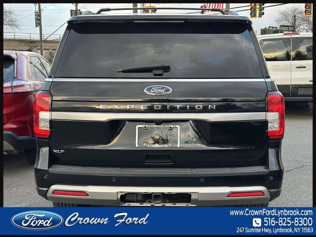 Certified 2022 Ford Expedition XLT image 3