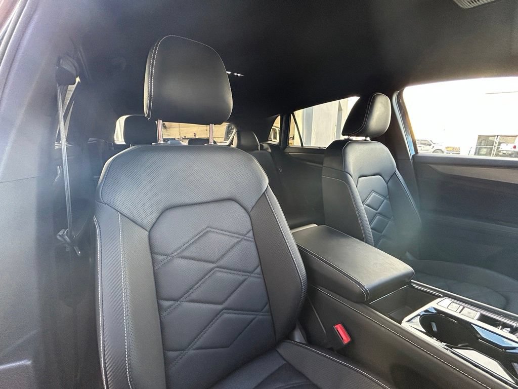 Used 2026 Volkswagen Atlas Cross Sport SE FWD image 25