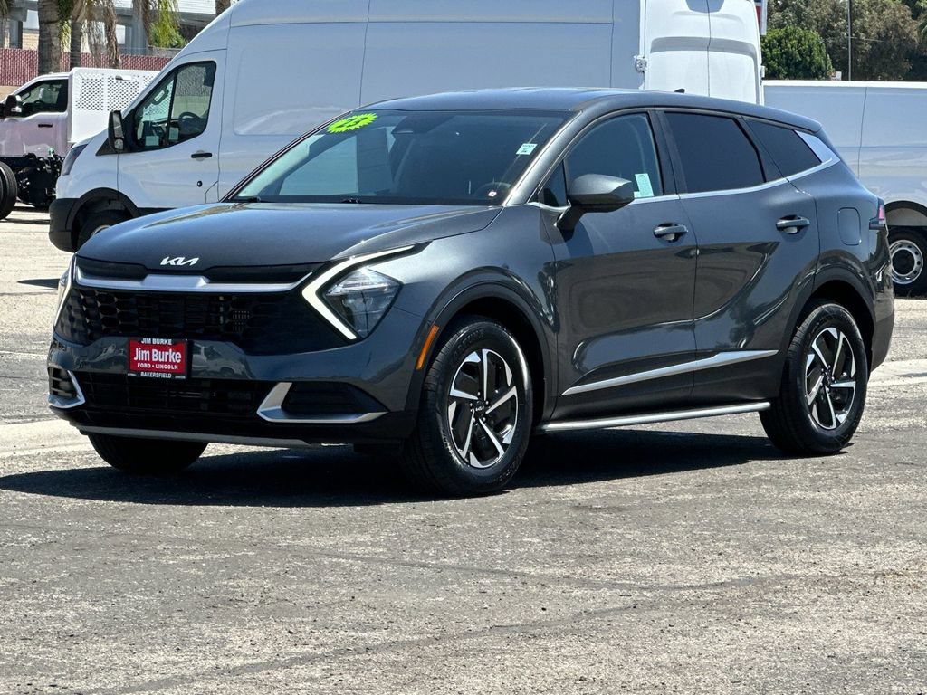 Used 2023 Kia Sportage LX AWD/4WD image 7