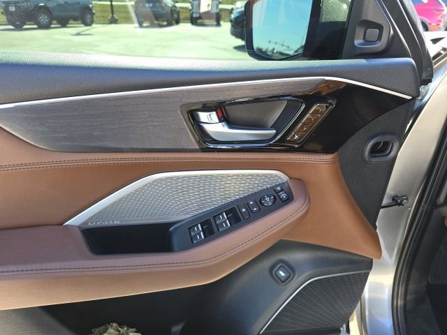 Used 2023 Acura MDX Advance image 12