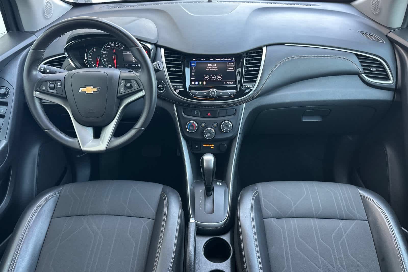 Used 2022 Chevrolet Trax LT w/ LT Convenience Package AWD/4WD video 3