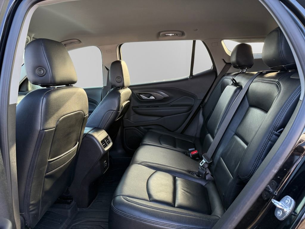 Used 2022 GMC Terrain SLE w/ Driver Convenience Package image 13