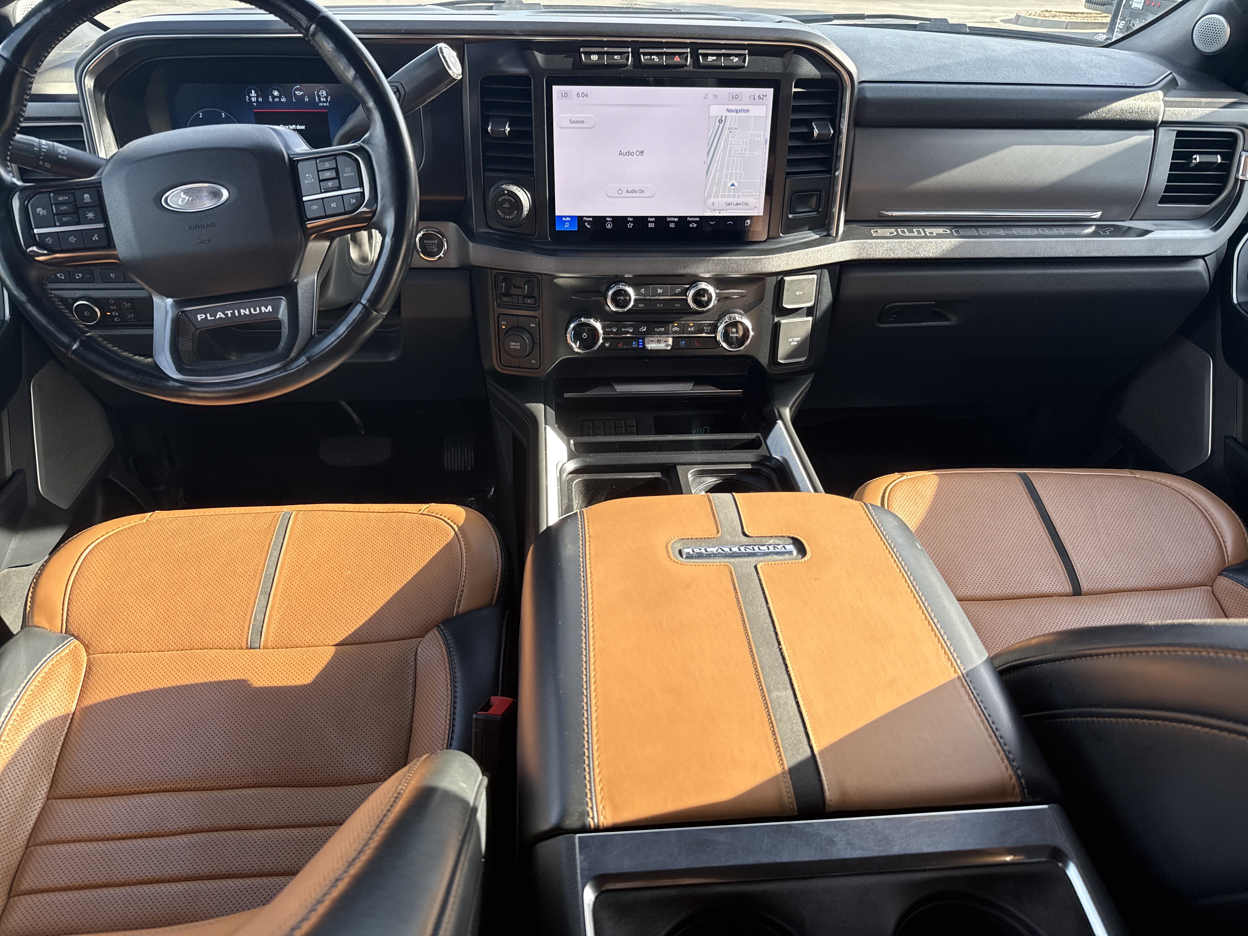 Certified 2024 Ford F350 Platinum w/ FX4 Off-Road Package AWD/4WD image 15