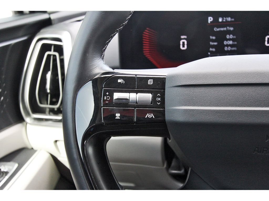 Used 2026 Kia Sorento S FWD image 24