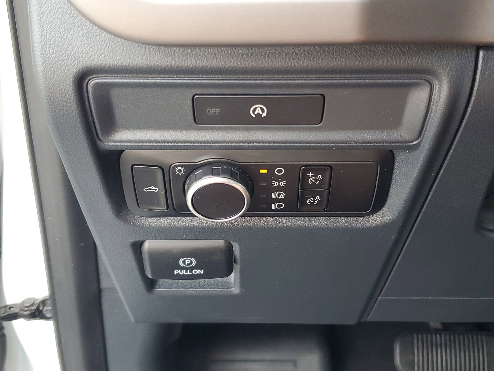 Certified 2025 Ford F150 XL w/ Tow/Haul Package AWD/4WD image 28