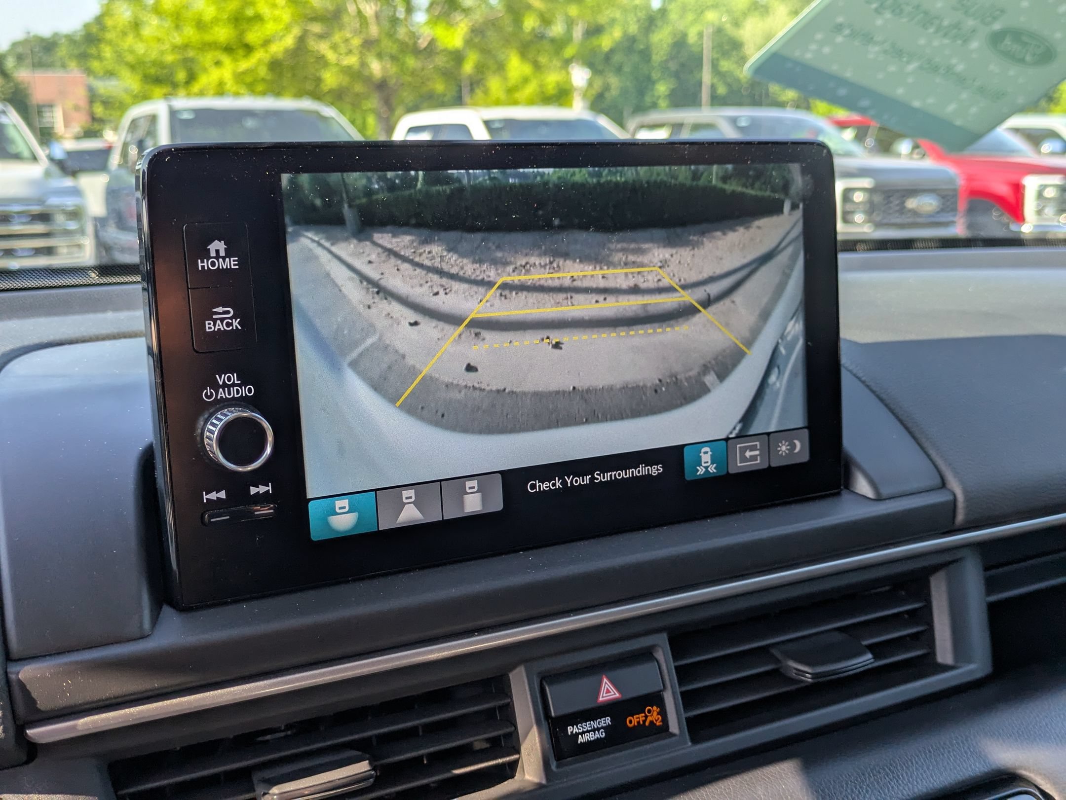Used 2024 Honda Pilot Touring image 23