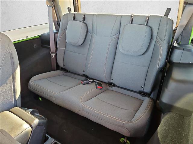 Used 2025 Jeep Wrangler Sport AWD/4WD image 17