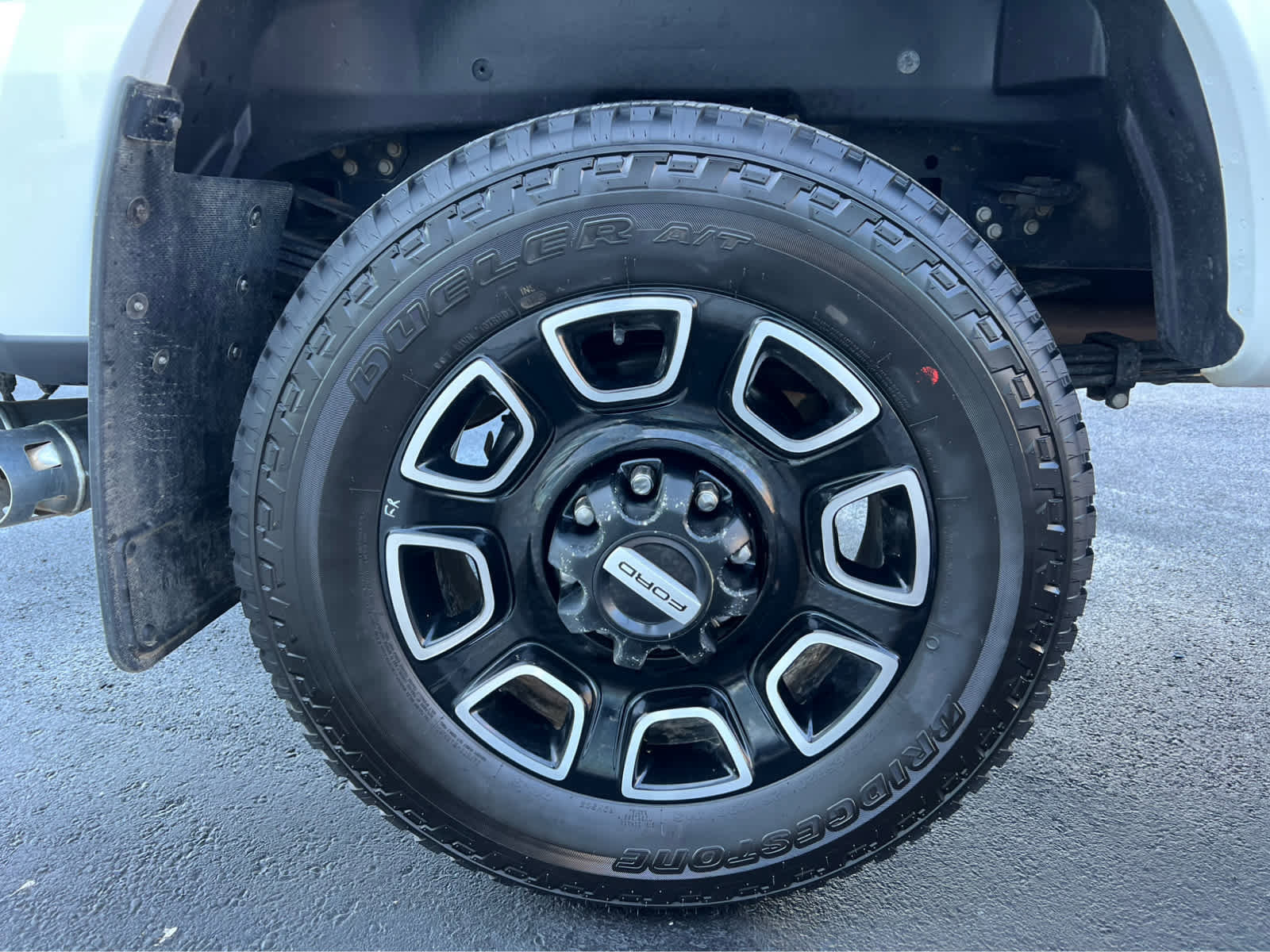 Certified 2025 Ford F350 Platinum image 15