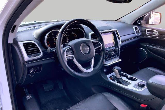 Used 2018 Jeep Grand Cherokee Summit AWD/4WD image 18