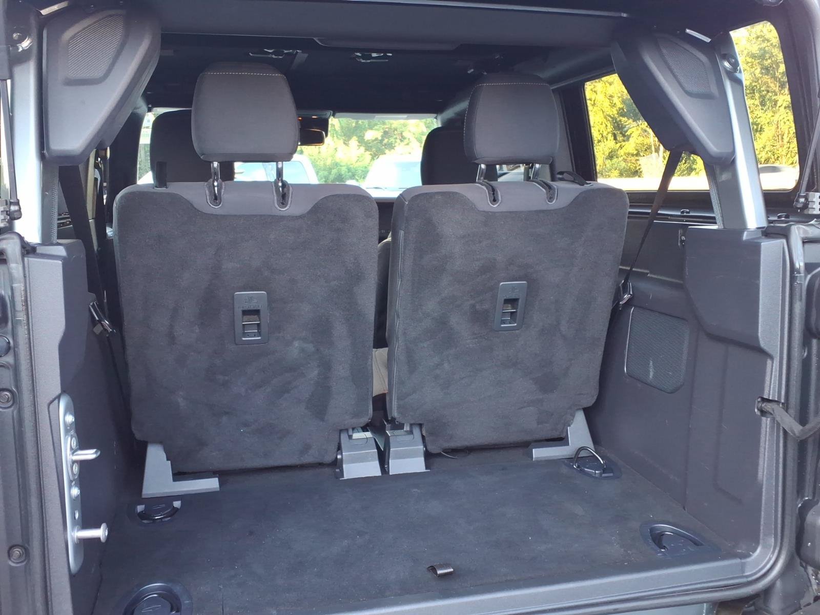 Certified 2023 Ford Bronco Big Bend w/ Sasquatch Package AWD/4WD image 17