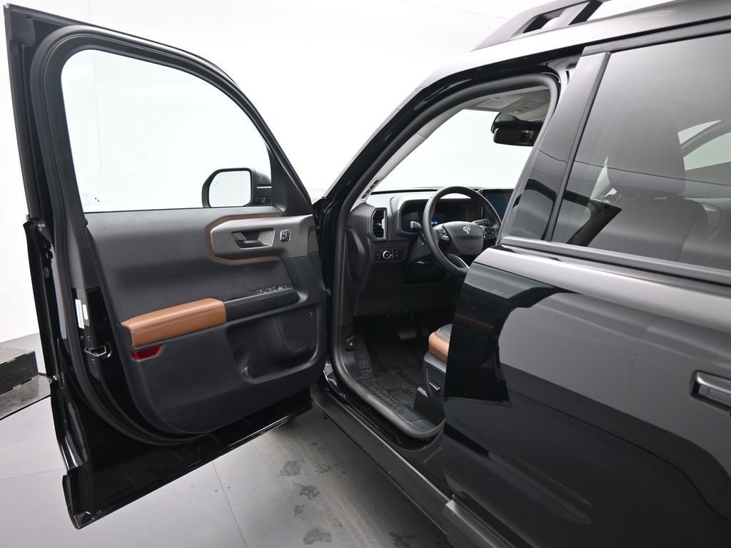 Certified 2025 Ford Bronco Sport Outer Banks w/ Outer Banks Tech Package+ image 37