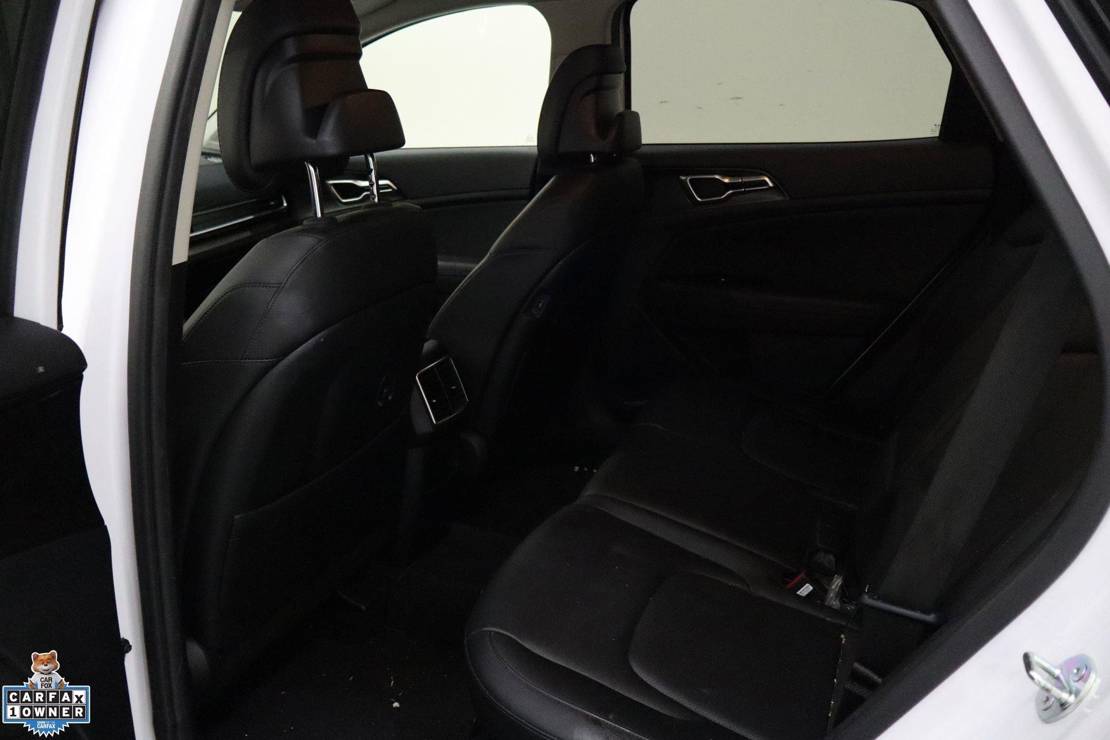 Used 2025 Kia Sportage EX image 21