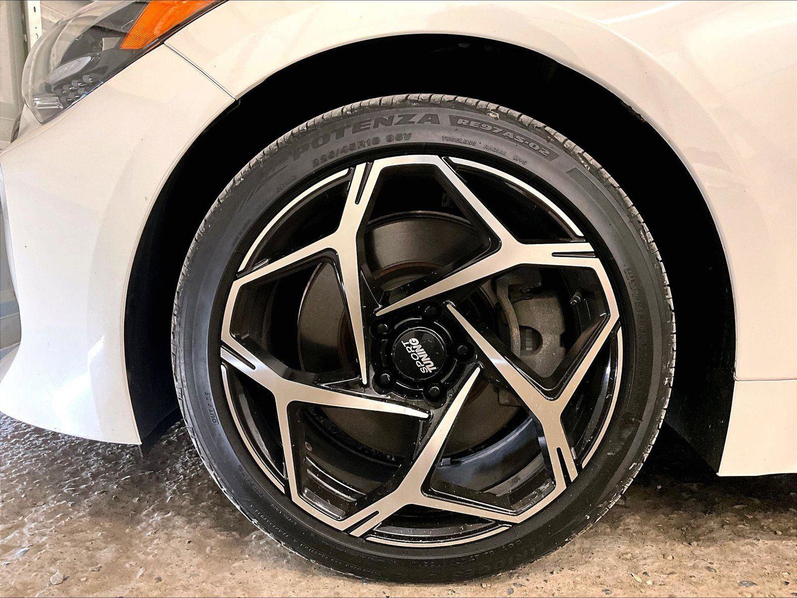 Used 2022 Kia Stinger GT-Line w/ Sun & Sound Package AWD/4WD image 8