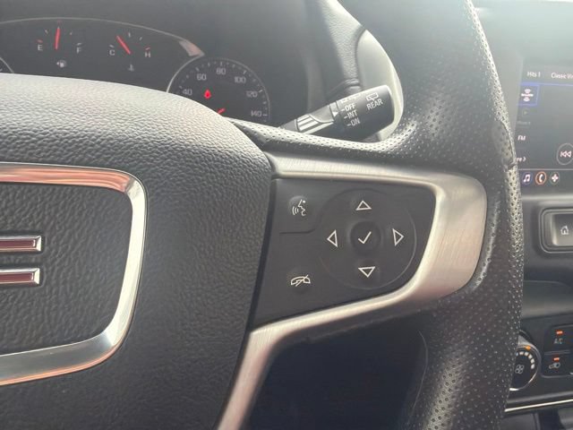 Used 2022 GMC Terrain SLE FWD image 16