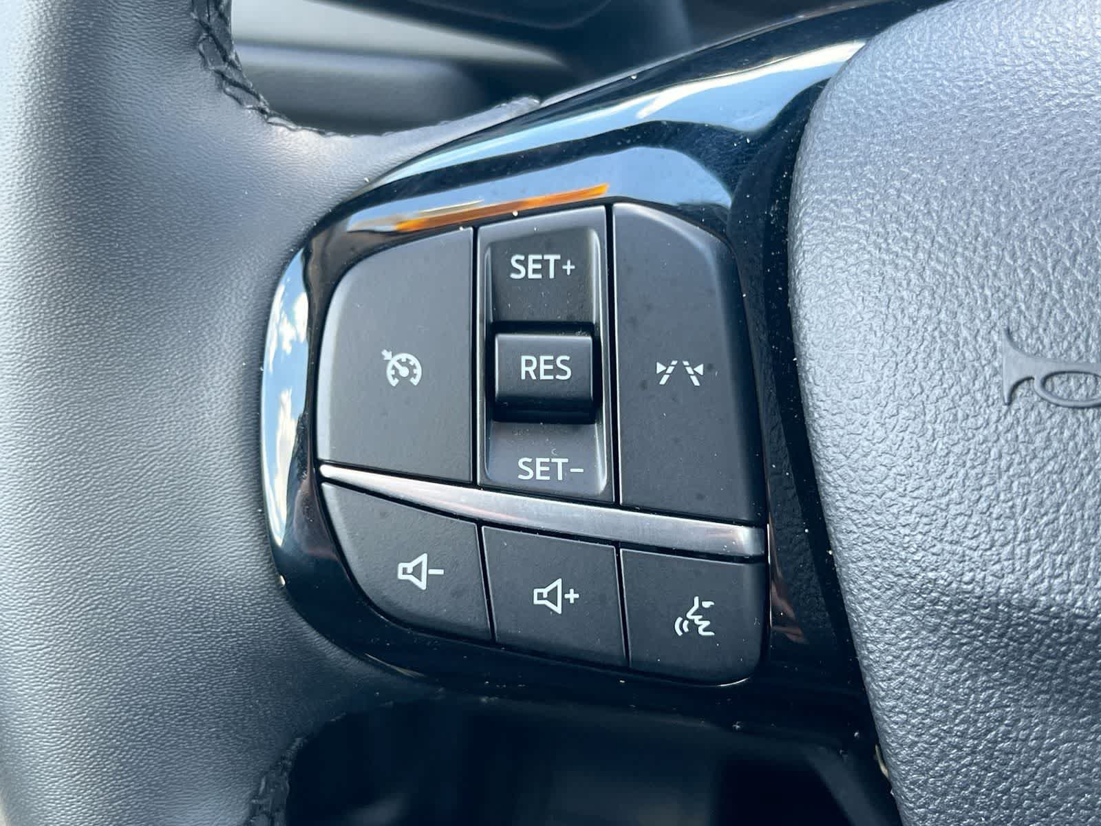 Certified 2024 Ford Escape Active AWD/4WD image 23