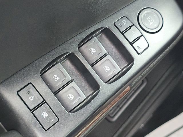 Used 2018 GMC Yukon SLT w/ Open Road Package image 28