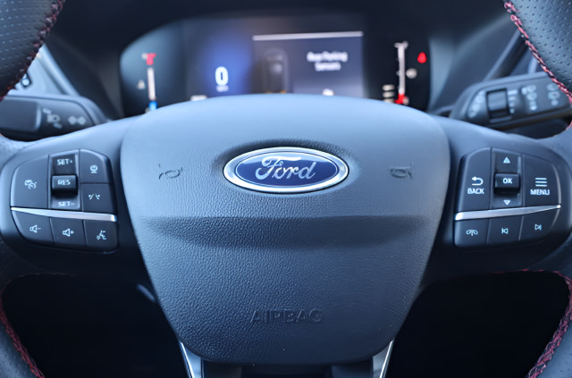 Certified 2023 Ford Escape ST-Line w/ Tech Pack #1 AWD/4WD image 19