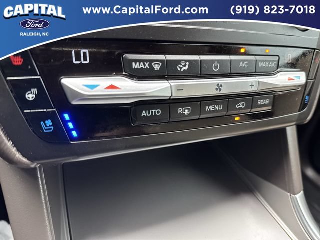 Certified 2020 Ford Explorer Platinum w/ Premium Technology Package AWD/4WD image 30