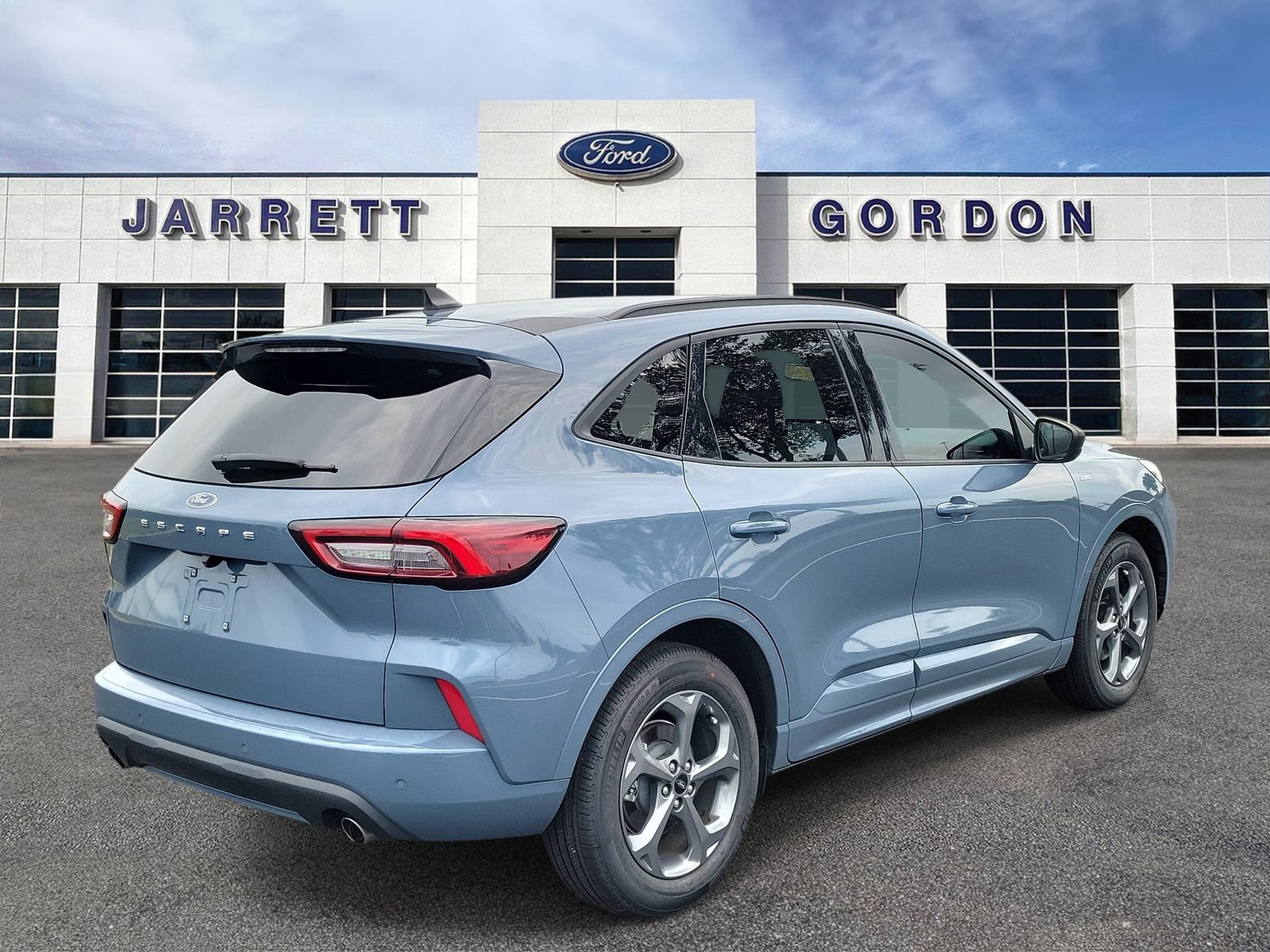 Certified 2024 Ford Escape ST-Line w/ Tech Pack #1 FWD image 4