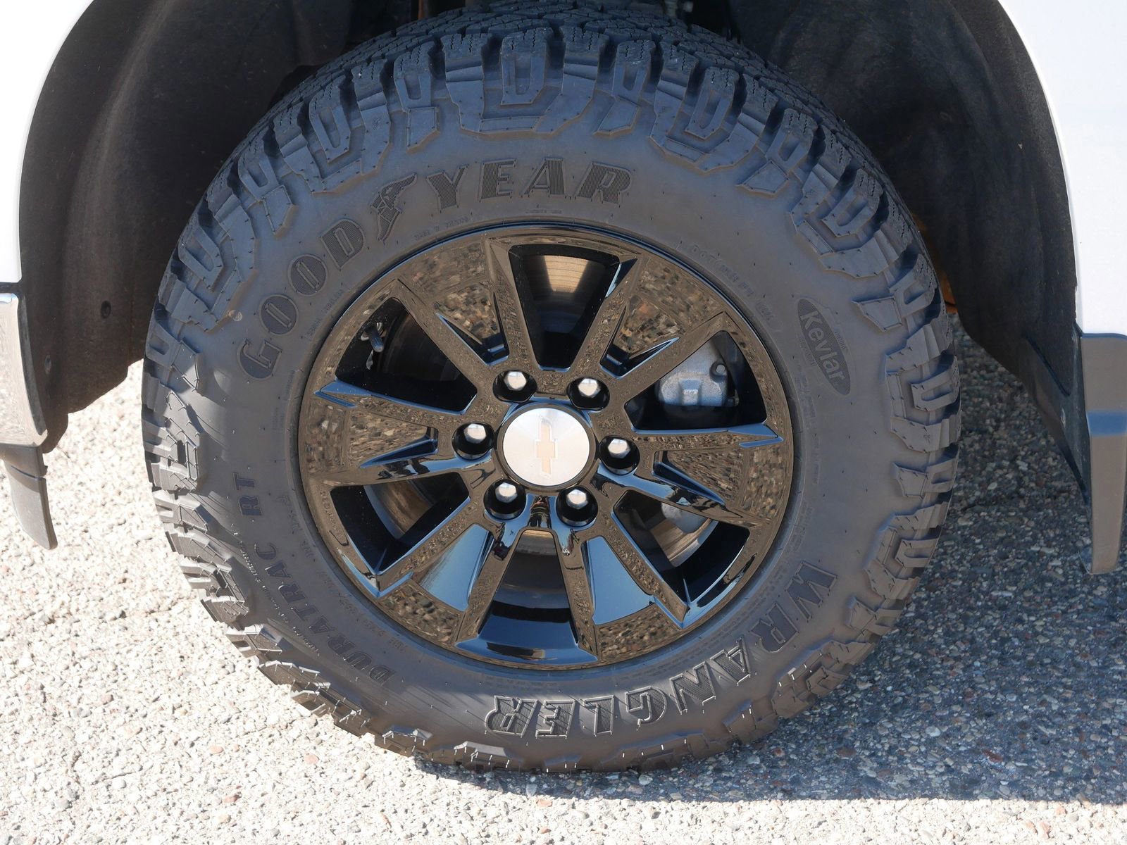 Used 2023 Chevrolet Silverado 1500 LT image 11