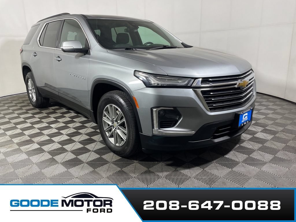 Used 2023 Chevrolet Traverse LT AWD/4WD image 2